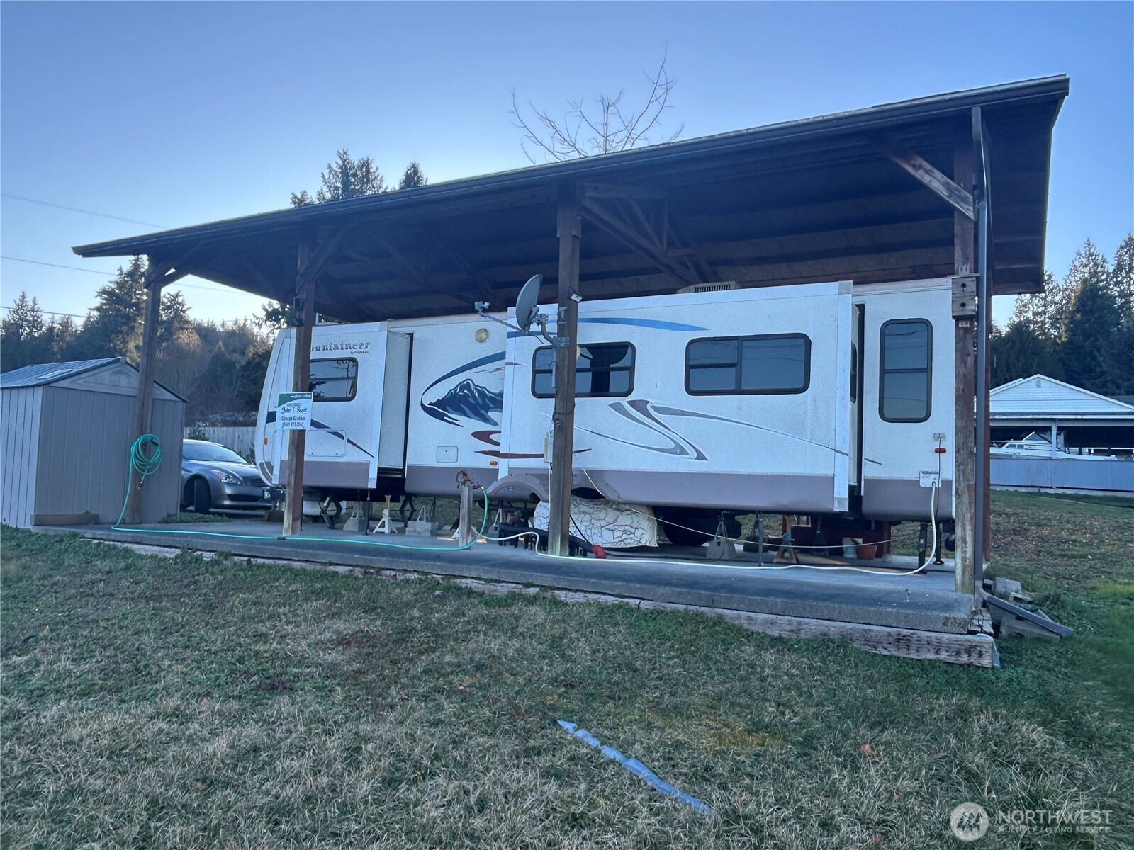 10 W Maple Street Property Photo