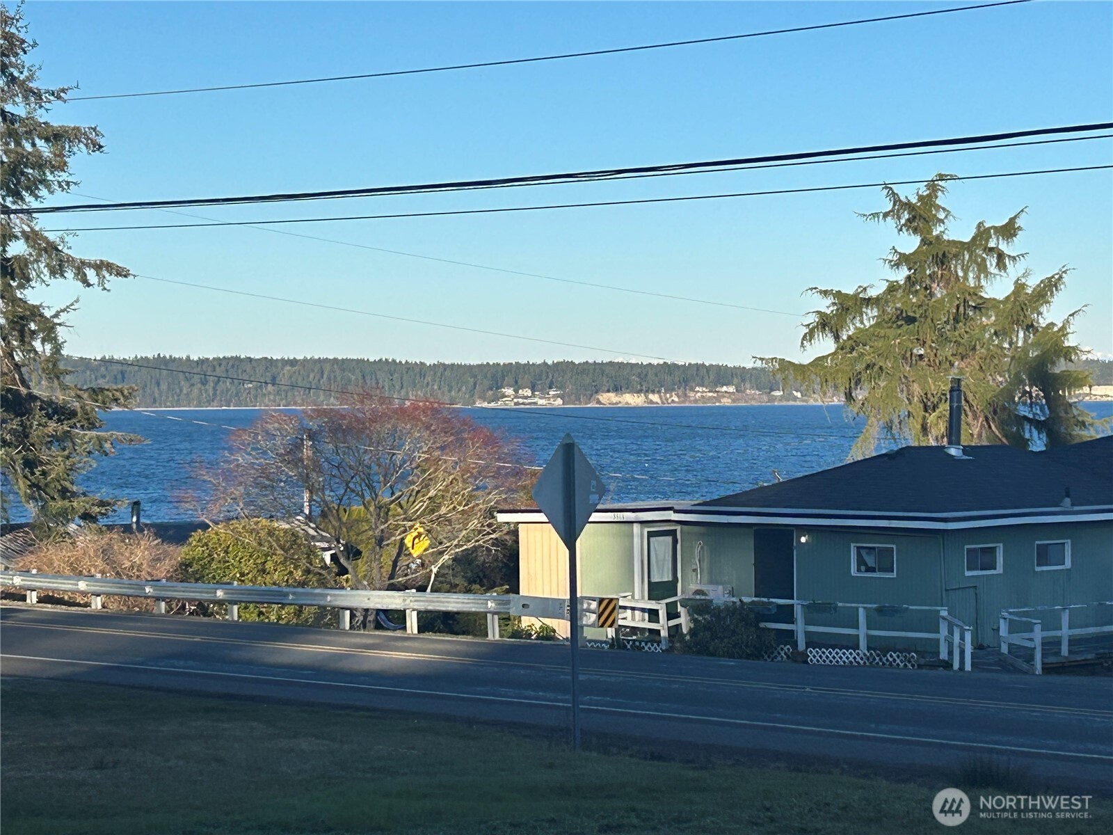 10 W Maple Street Property Photo 2