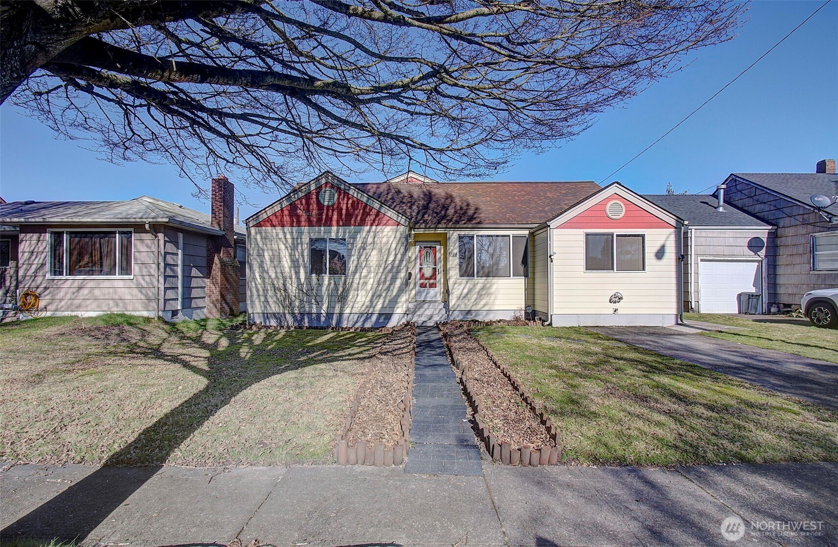 3108 Fir Street Property Photo