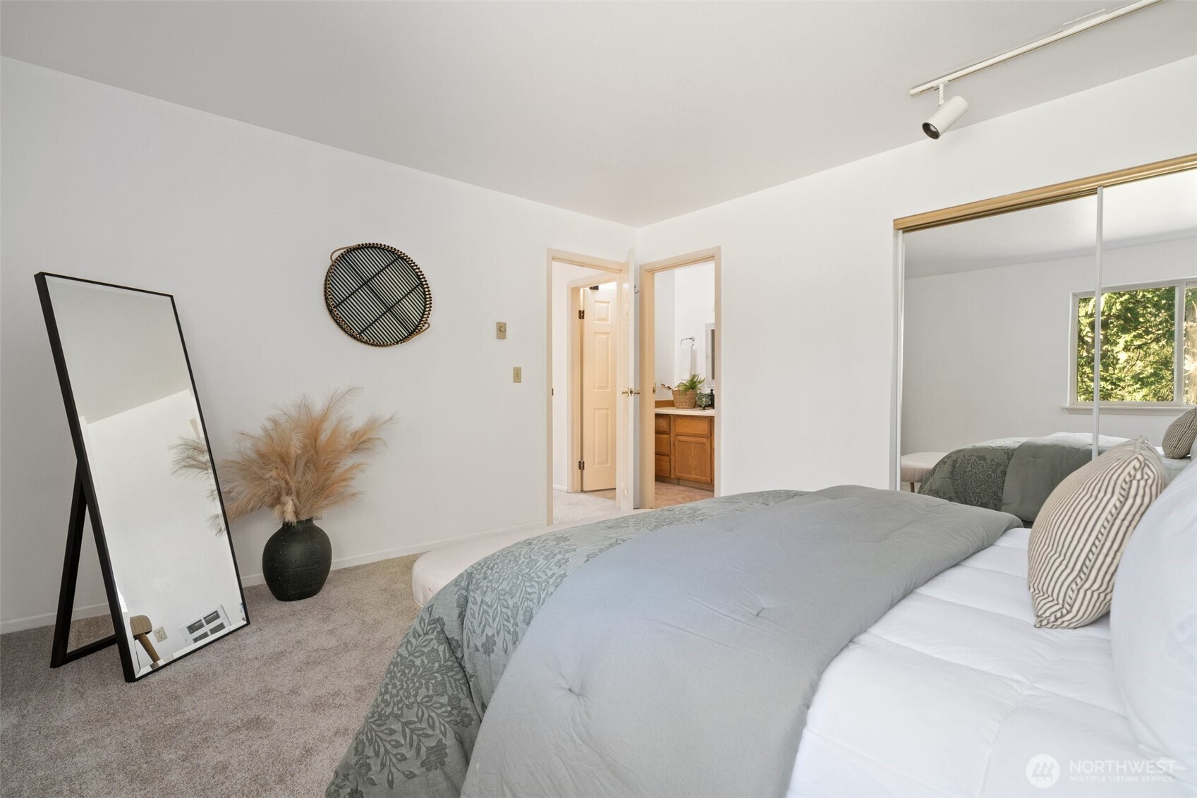 21916 Virginia Place Property Photo 15