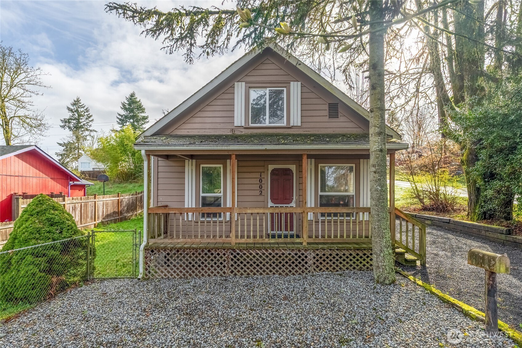 1002 Puget Street Property Photo