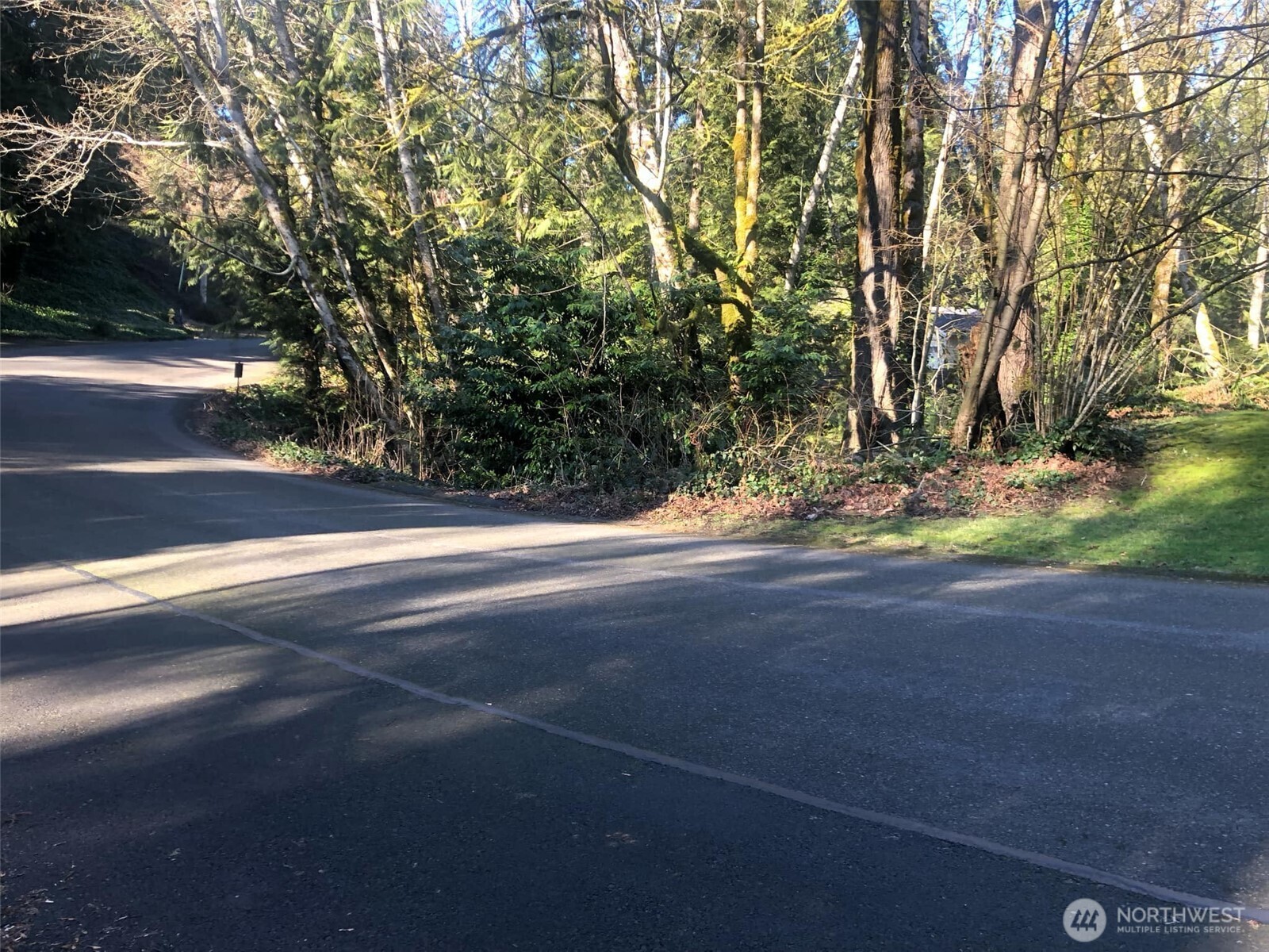 2800 Westwood Drive Property Photo 6