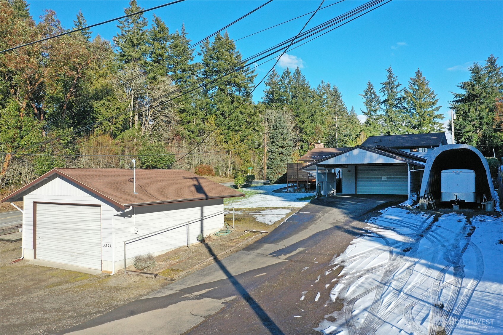 3321 Viewcrest Drive Property Photo 3