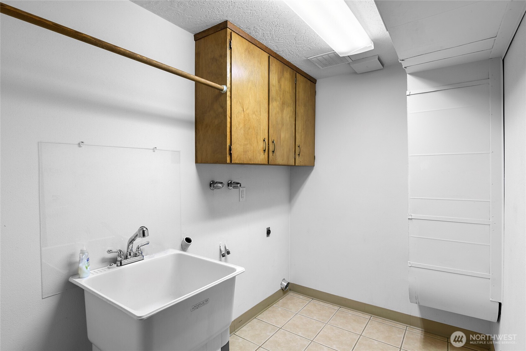 3321 Viewcrest Drive Property Photo 31
