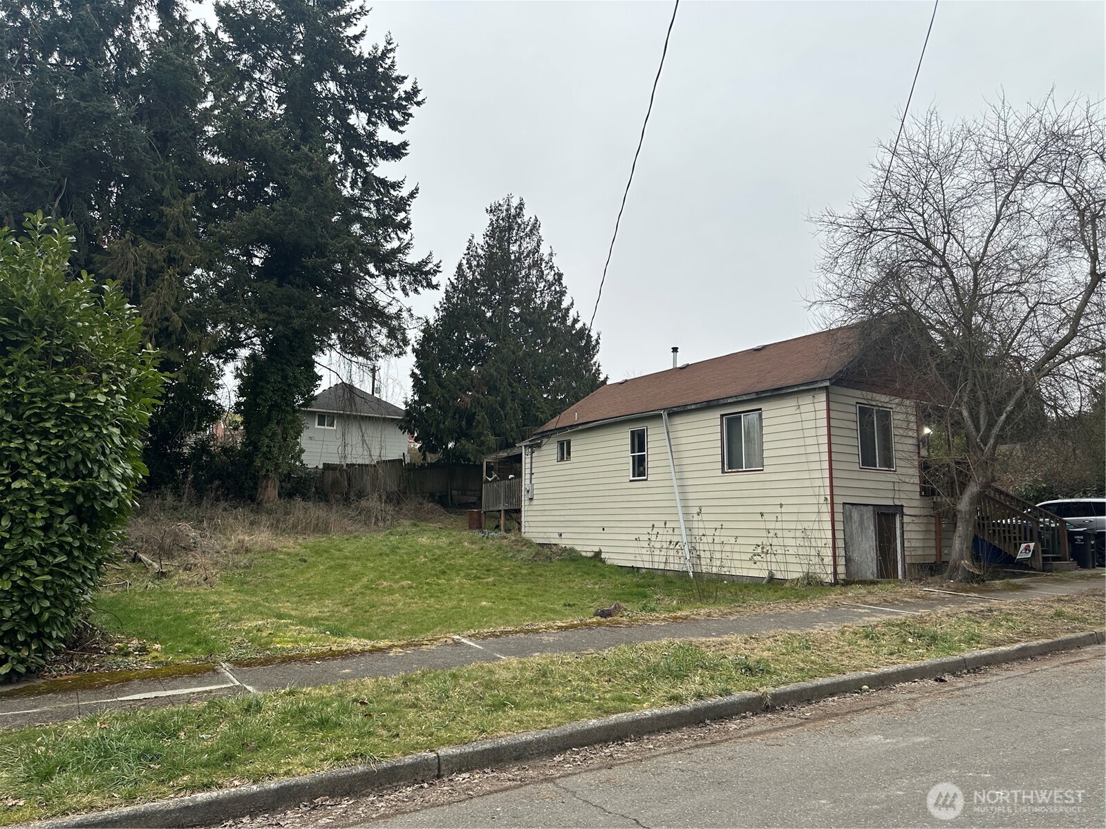 1521 Xxx 26th Avenue