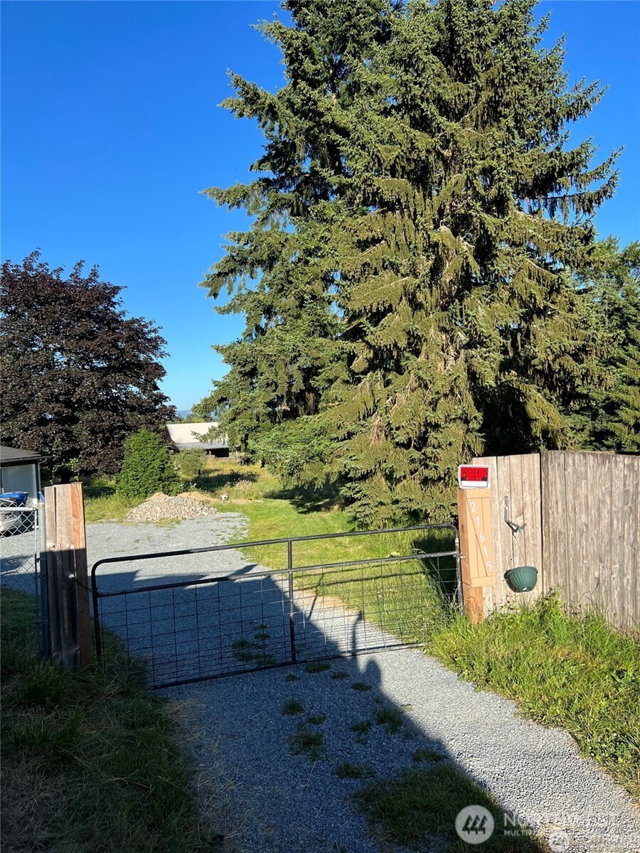27721 Webster Road Property Photo 21