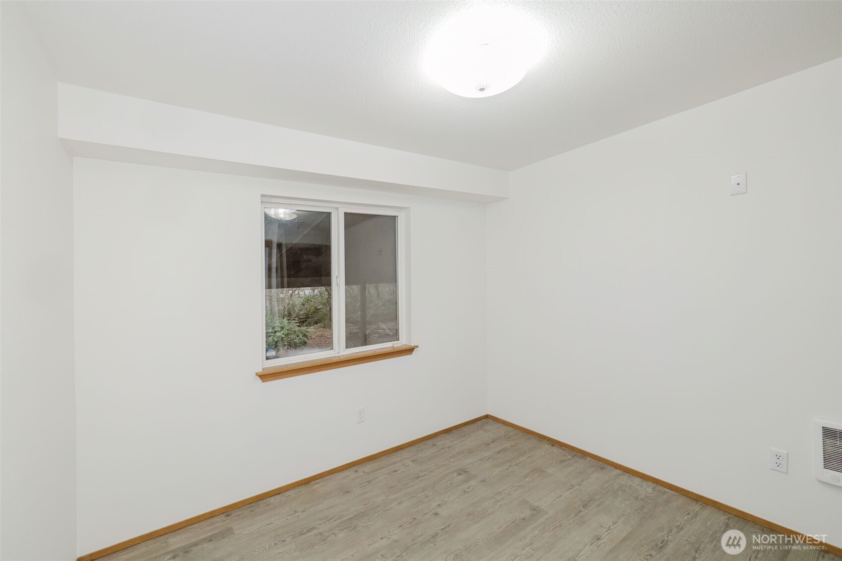 13504 135th Avenue Property Photo 15