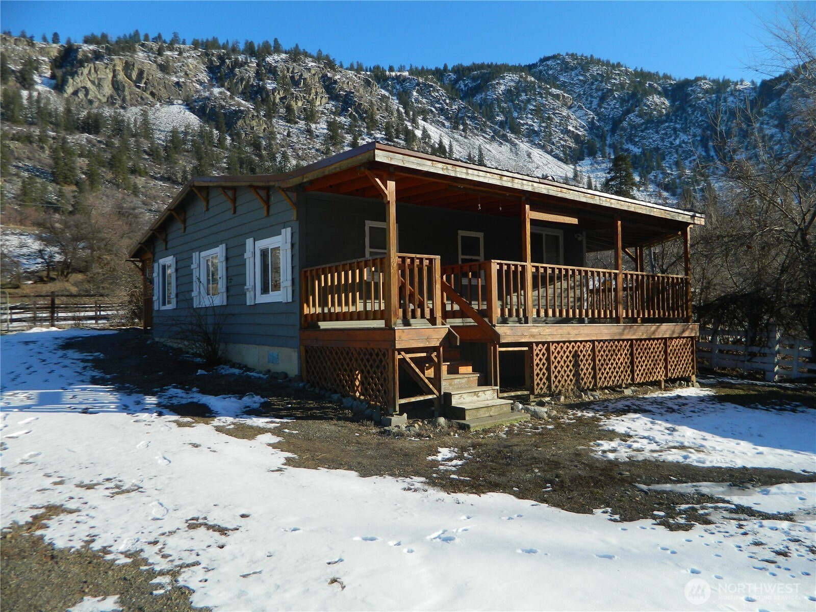 2127 Sinlahekin Road Property Photo
