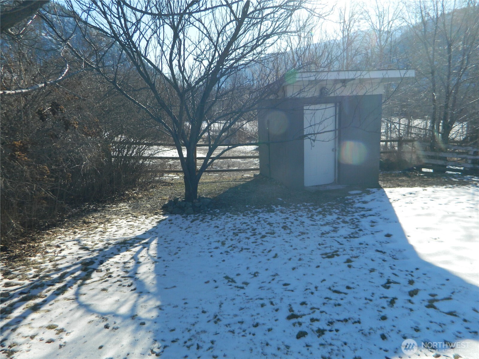 2127 Sinlahekin Road Property Photo 6
