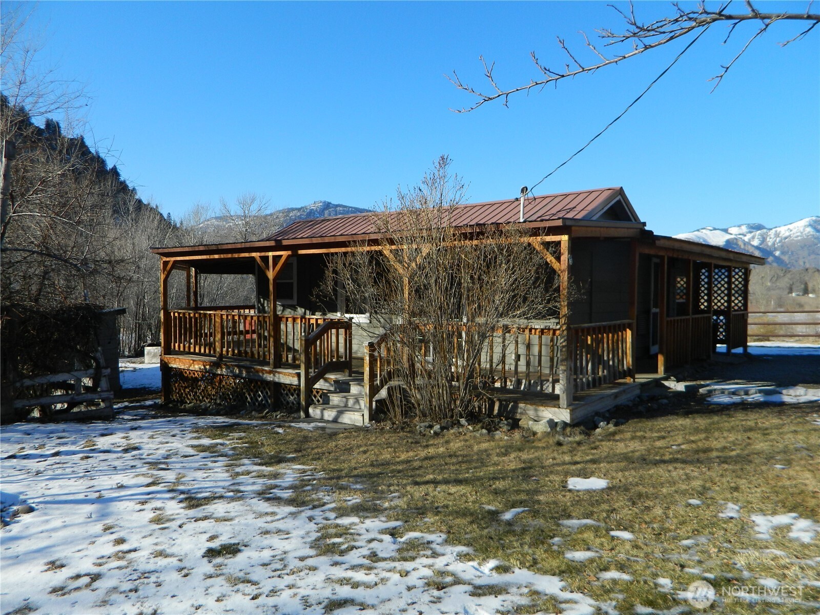 2127 Sinlahekin Road Property Photo 7
