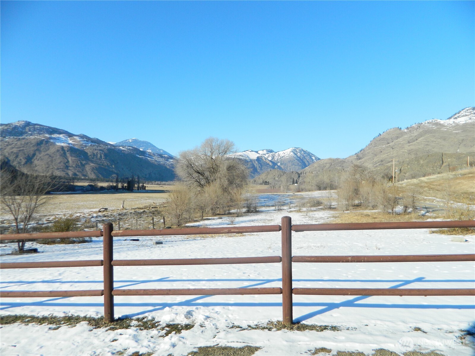 2127 Sinlahekin Road Property Photo 9