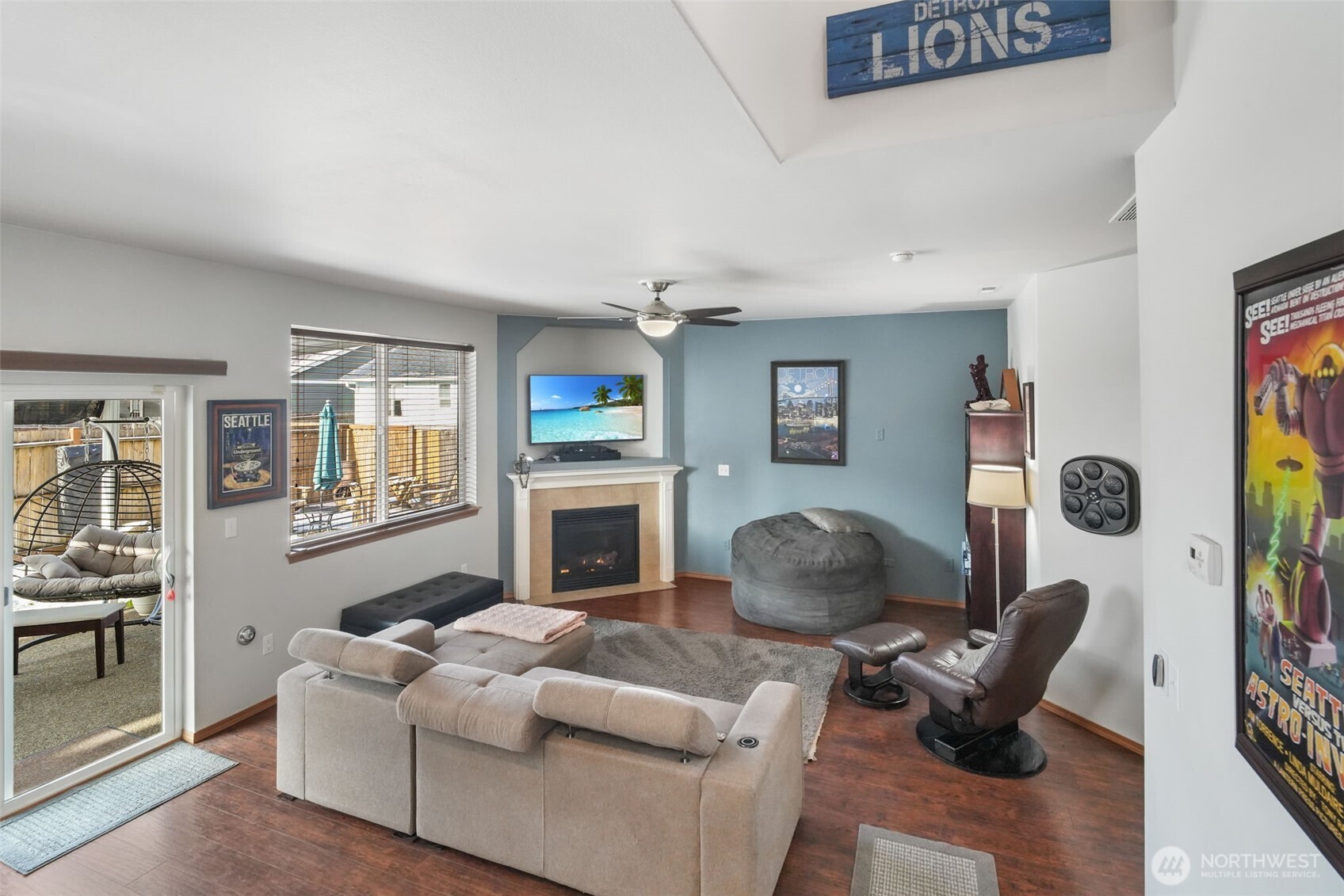 16321 Cascadian Court Property Photo 11
