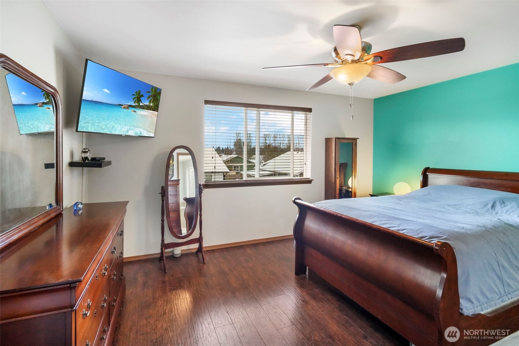 16321 Cascadian Court Property Photo 14