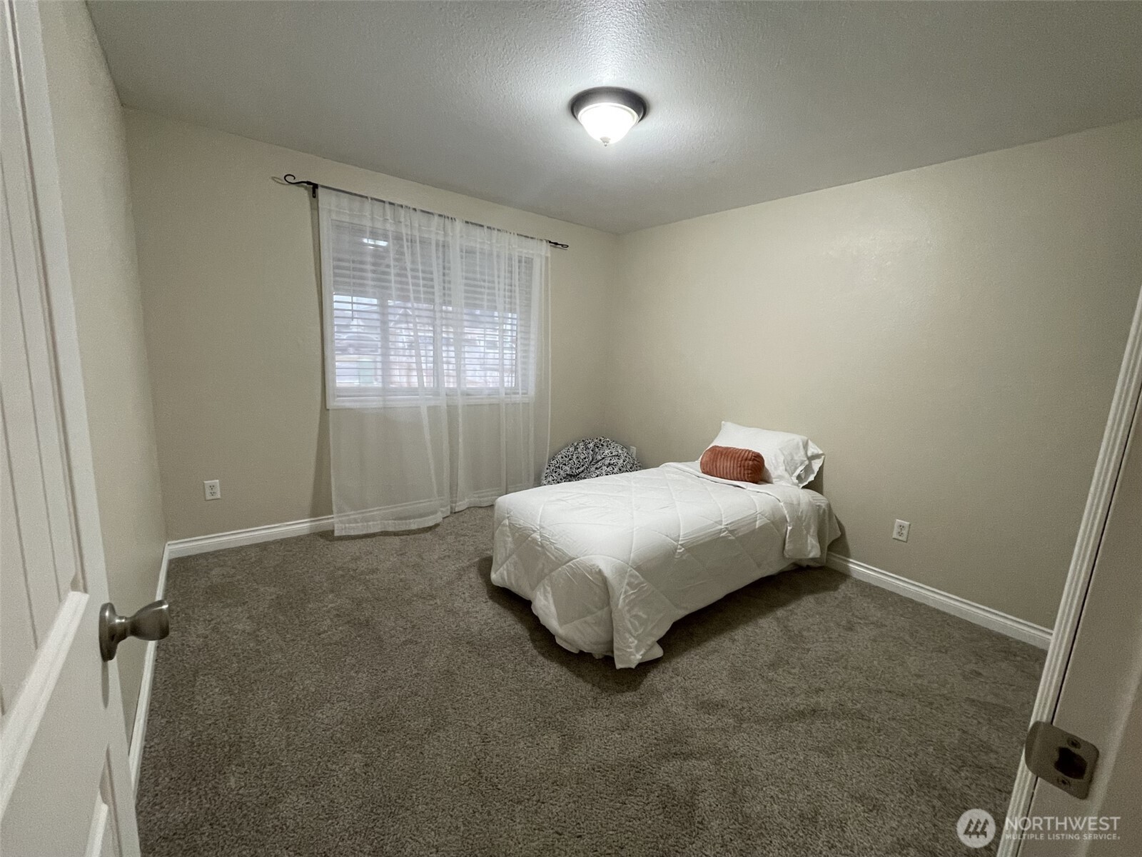 5019 Marlin Lane Property Photo 13