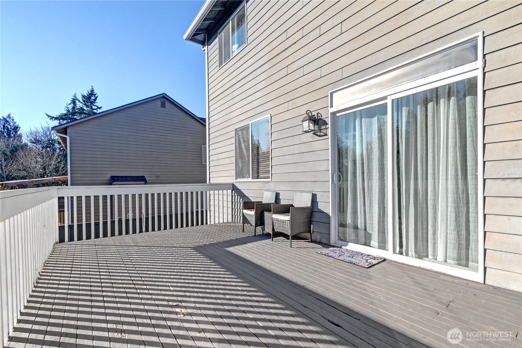 7526 34th Street Property Photo 4