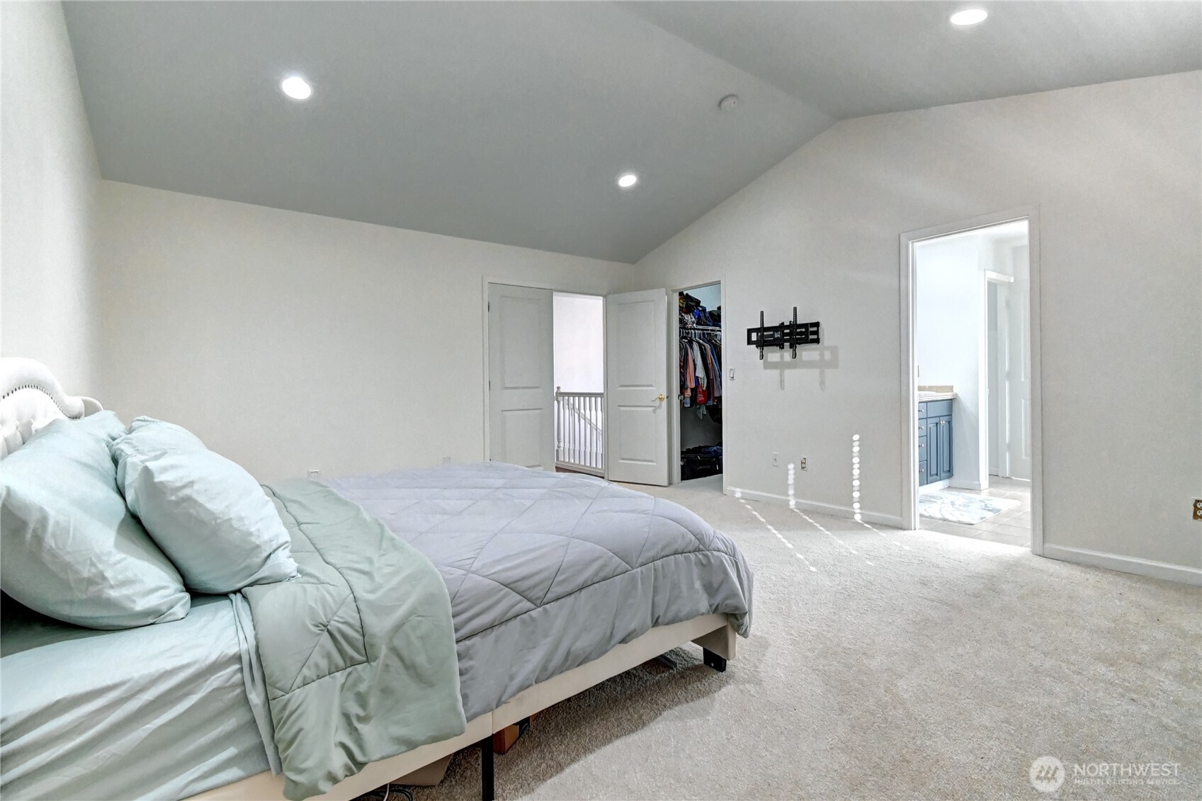 7526 34th Street Property Photo 17
