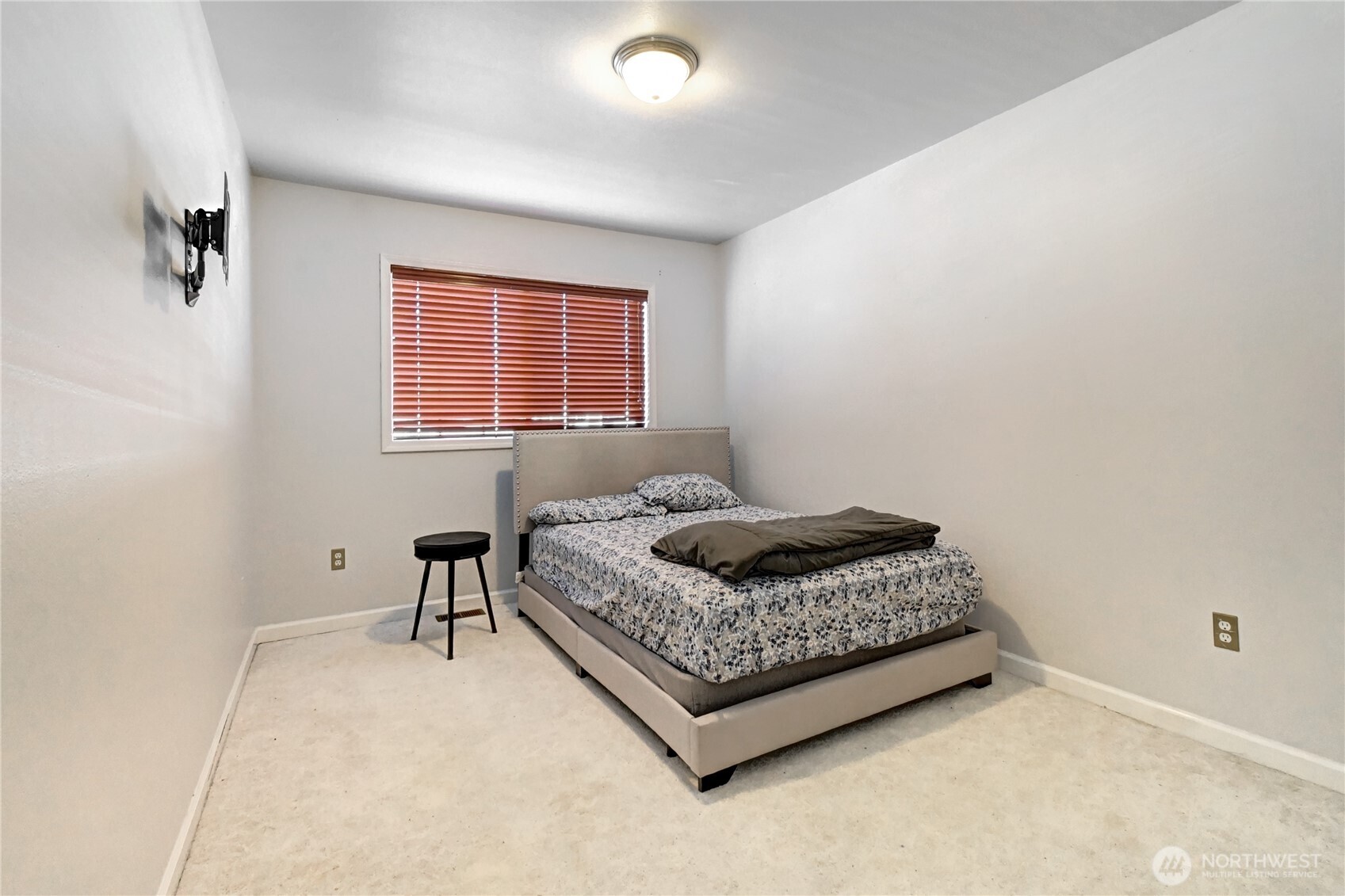 7526 34th Street Property Photo 20