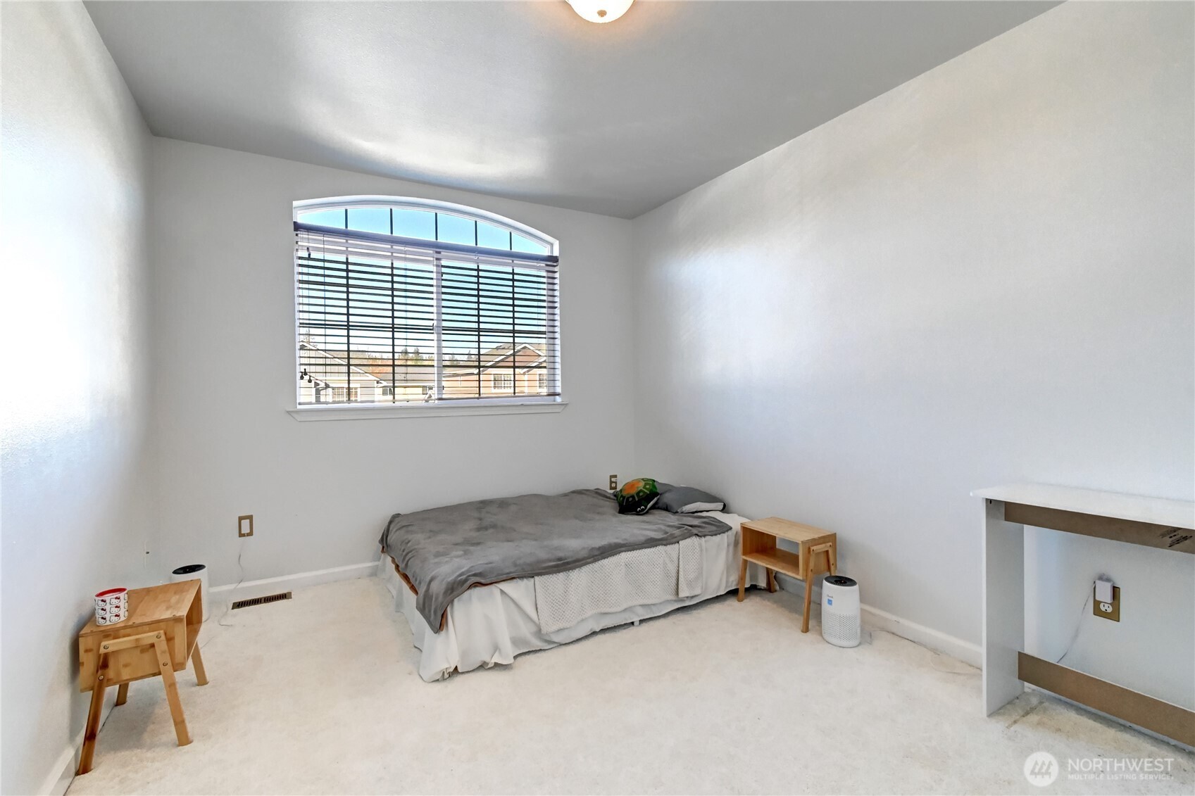 7526 34th Street Property Photo 21