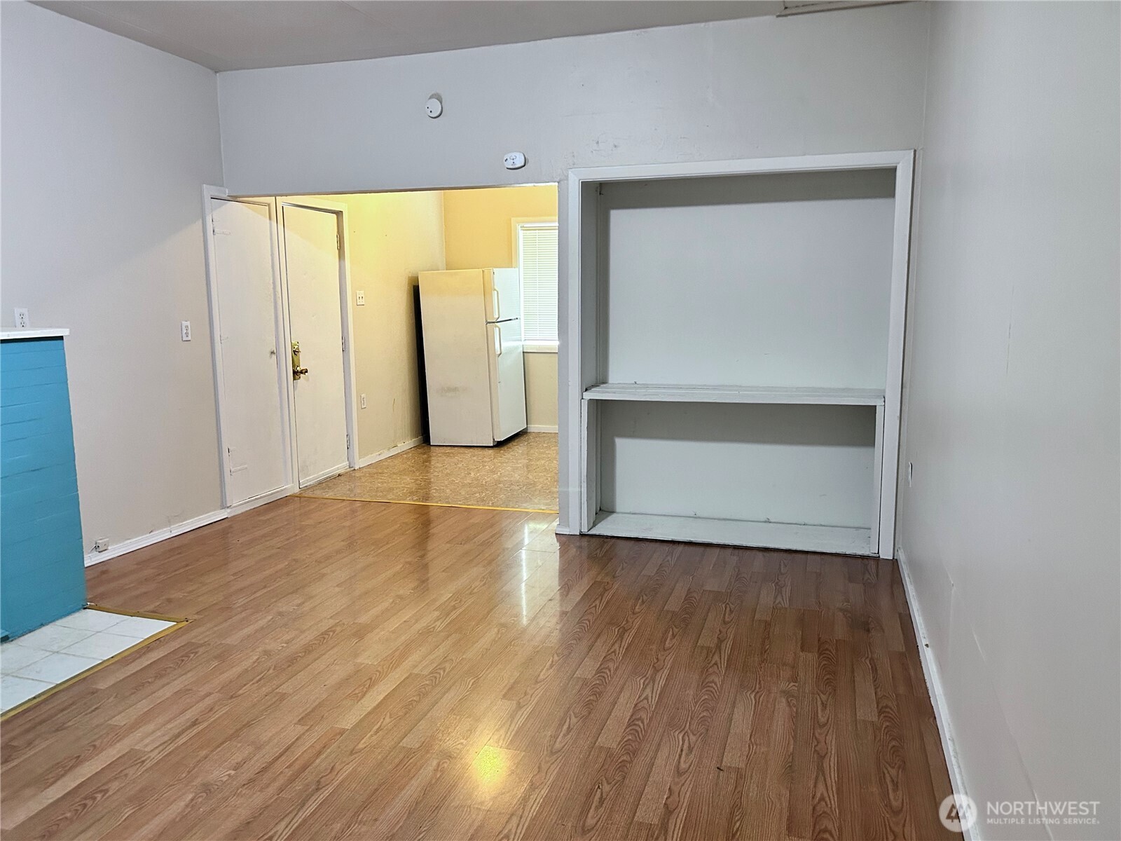 902 N Pearl Street Property Photo 8