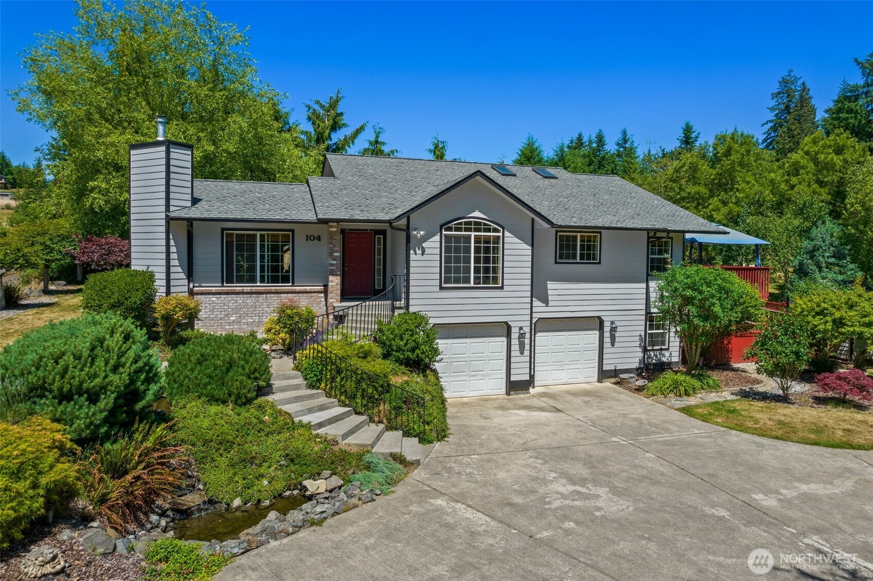 104 Walsh Lane Property Photo