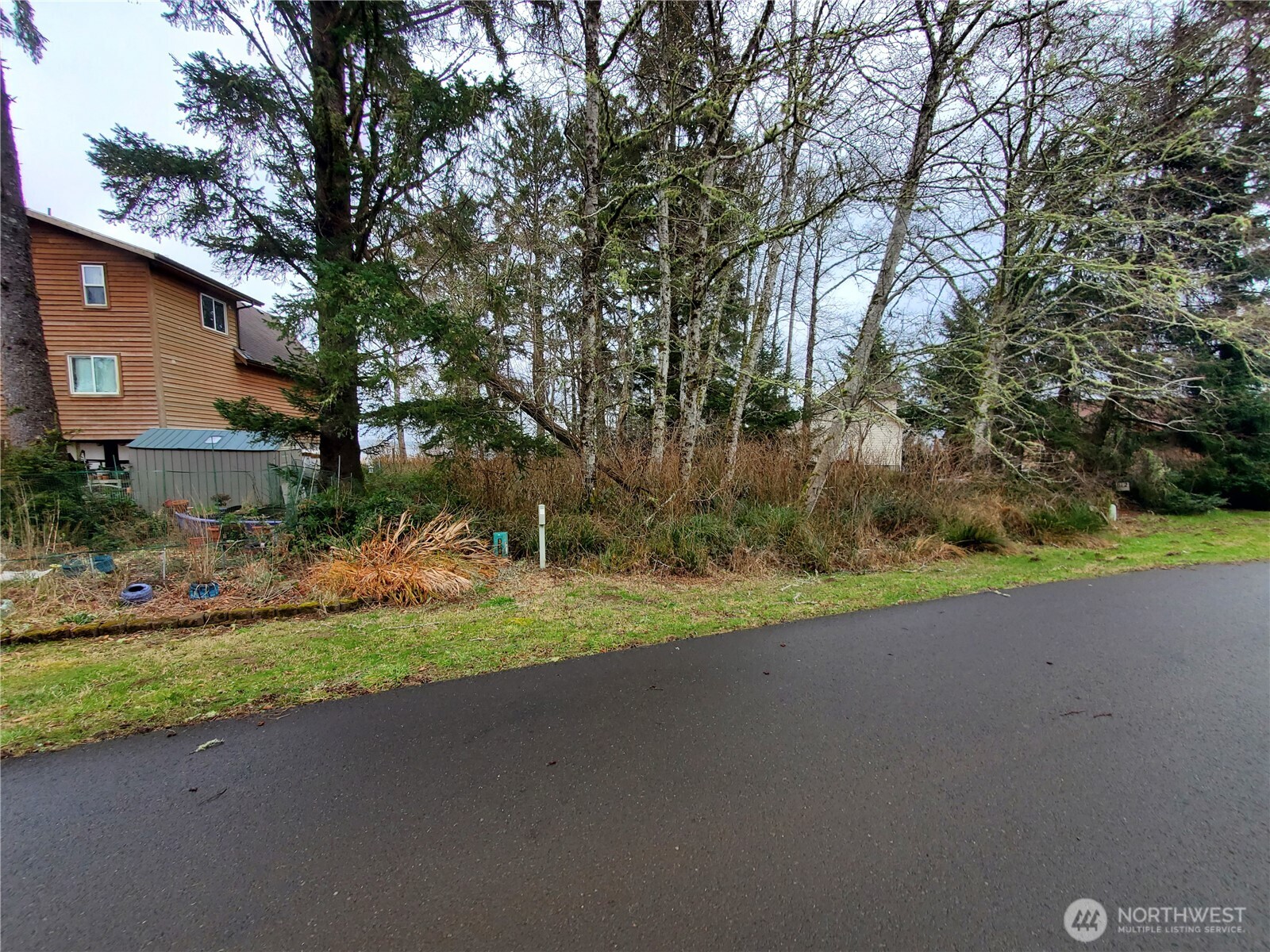 816 Duck Lake Drive Property Photo 12