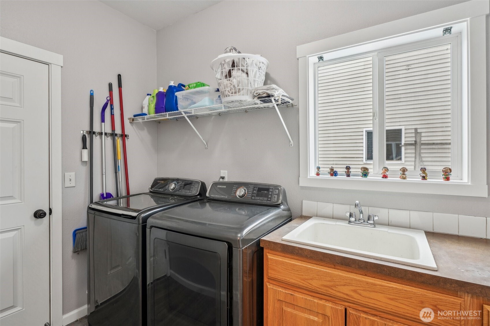 12711 Ne 49th Way Property Photo 34