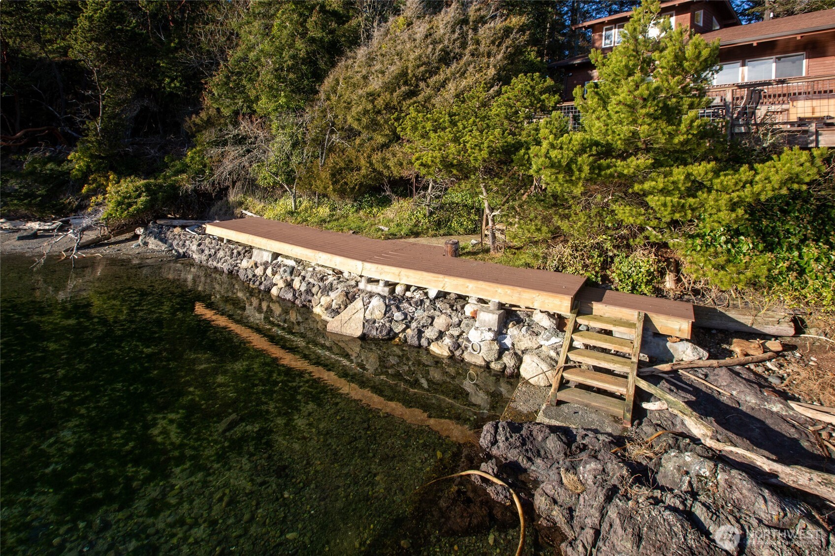 15 Brown Island Property Photo 13