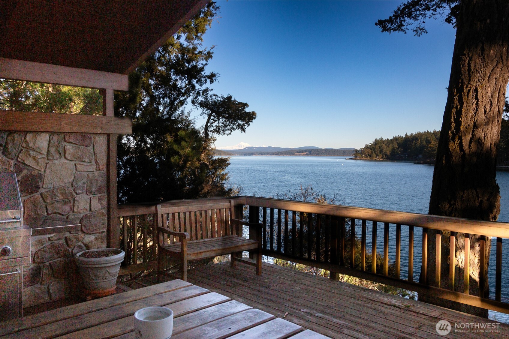 15 Brown Island Property Photo 15