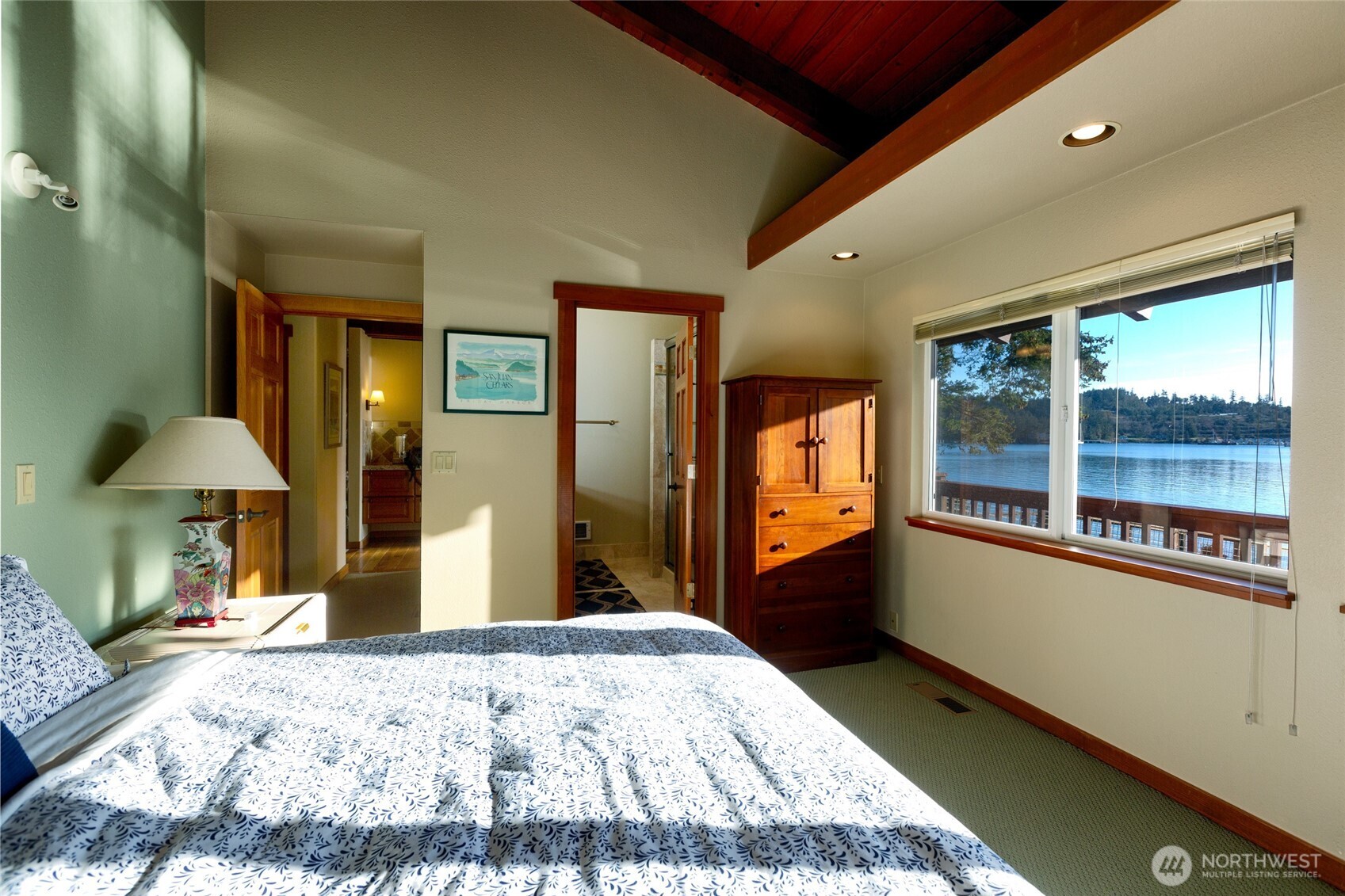 15 Brown Island Property Photo 25