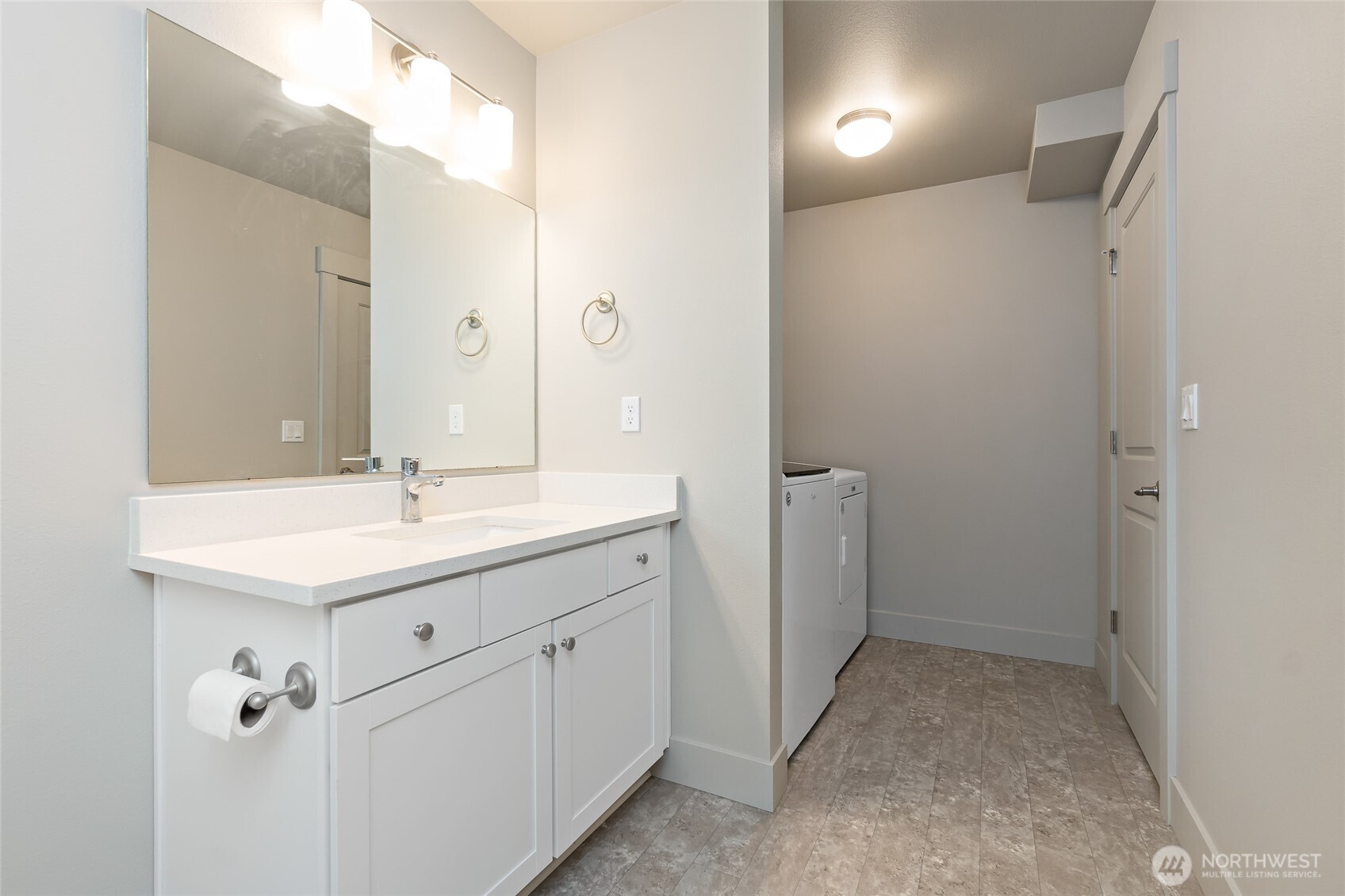 8801 S Asotin Street Property Photo 27