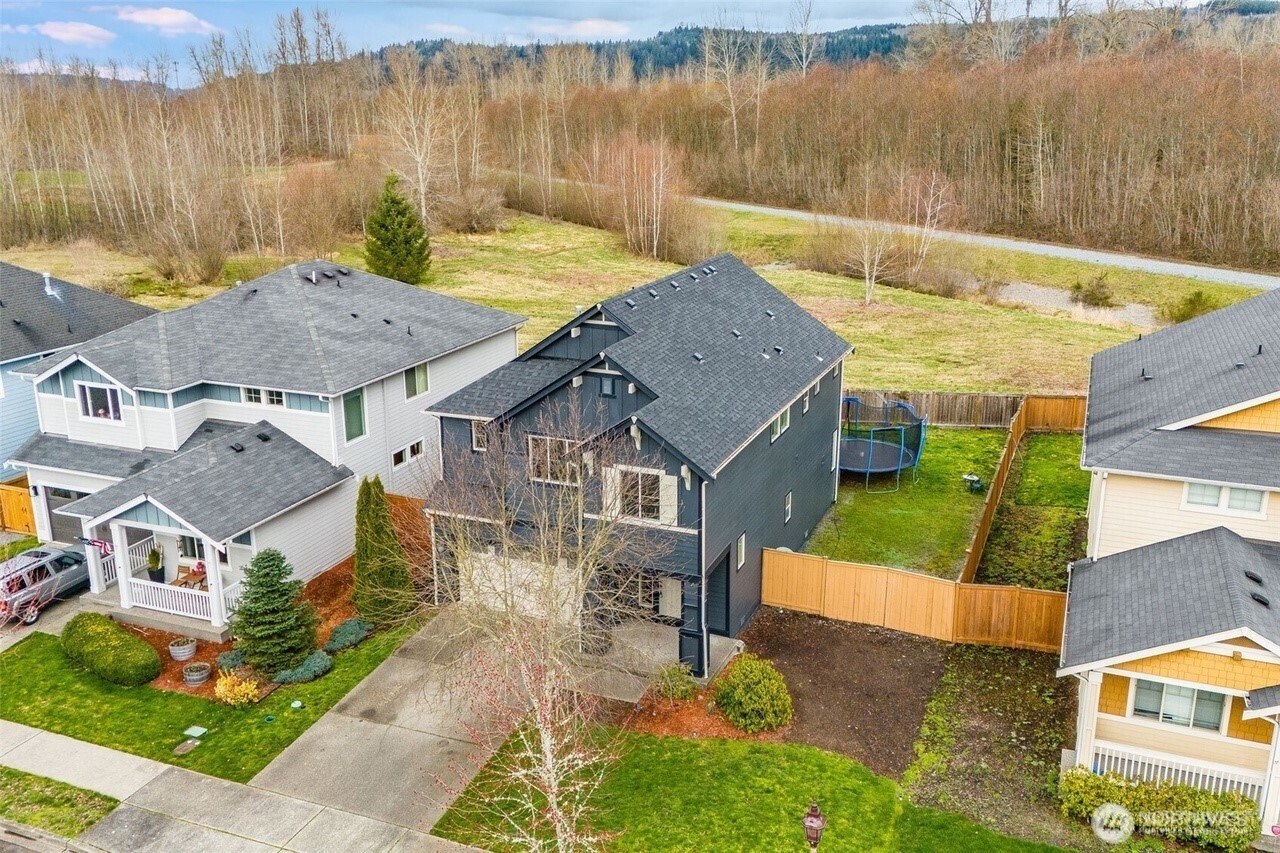 309 Phoenix Avenue Property Photo