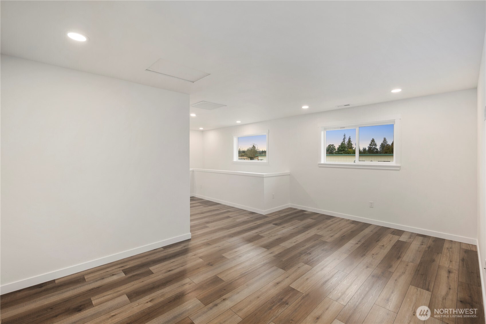 942 Union Avenue Property Photo 13