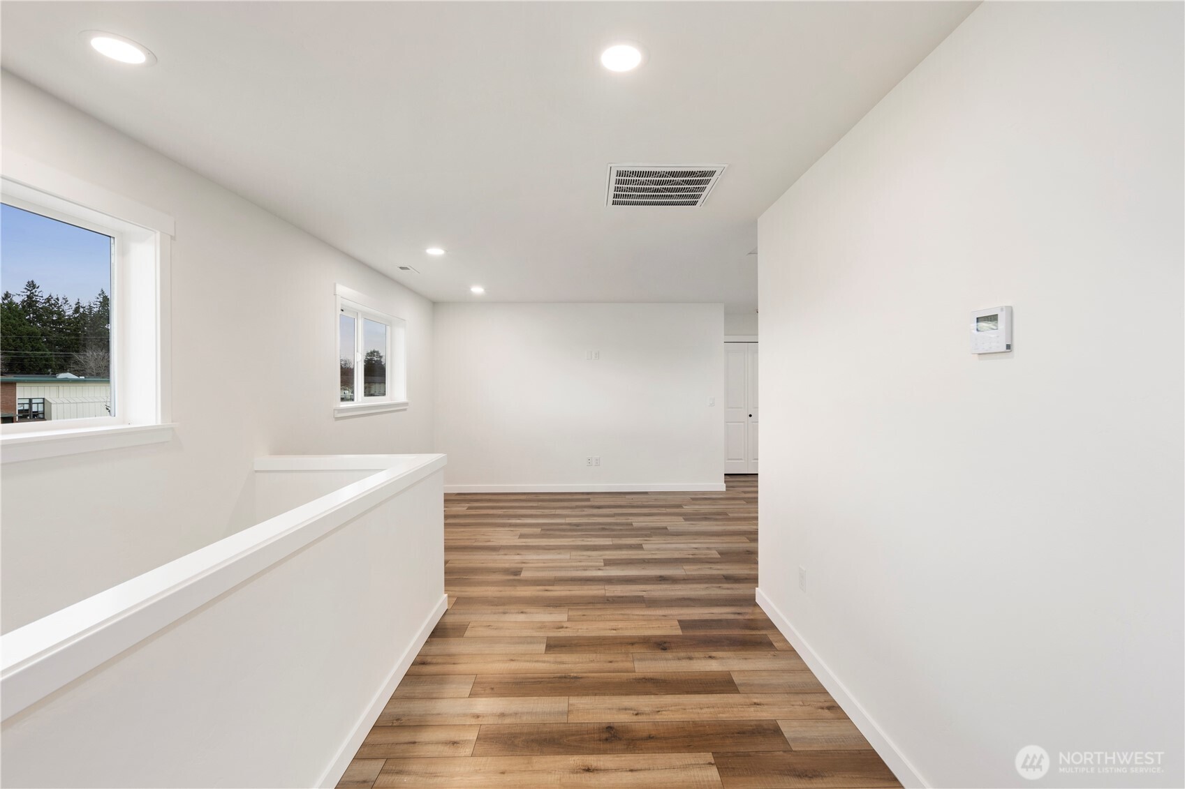 942 Union Avenue Property Photo 14