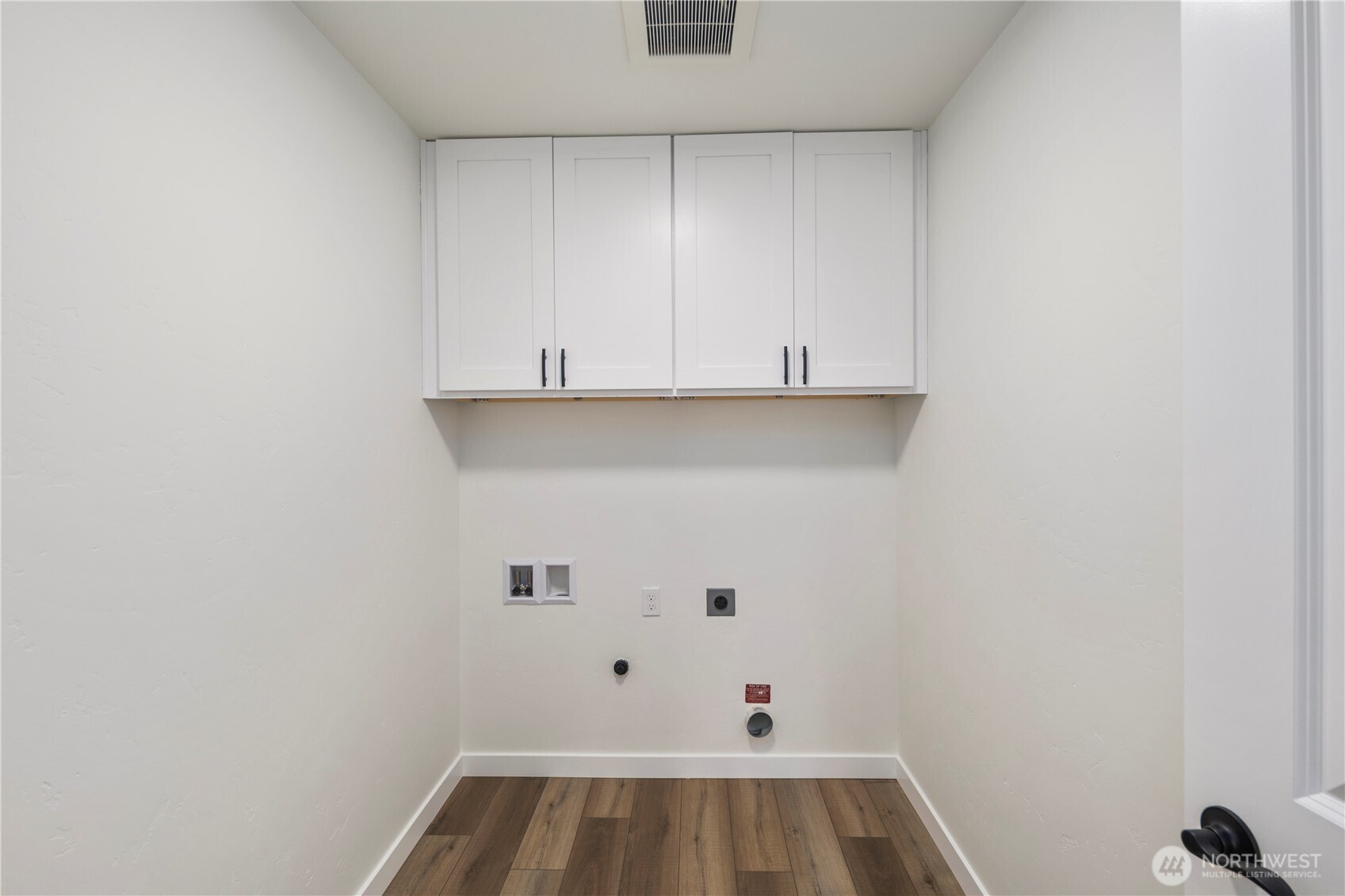 942 Union Avenue Property Photo 23