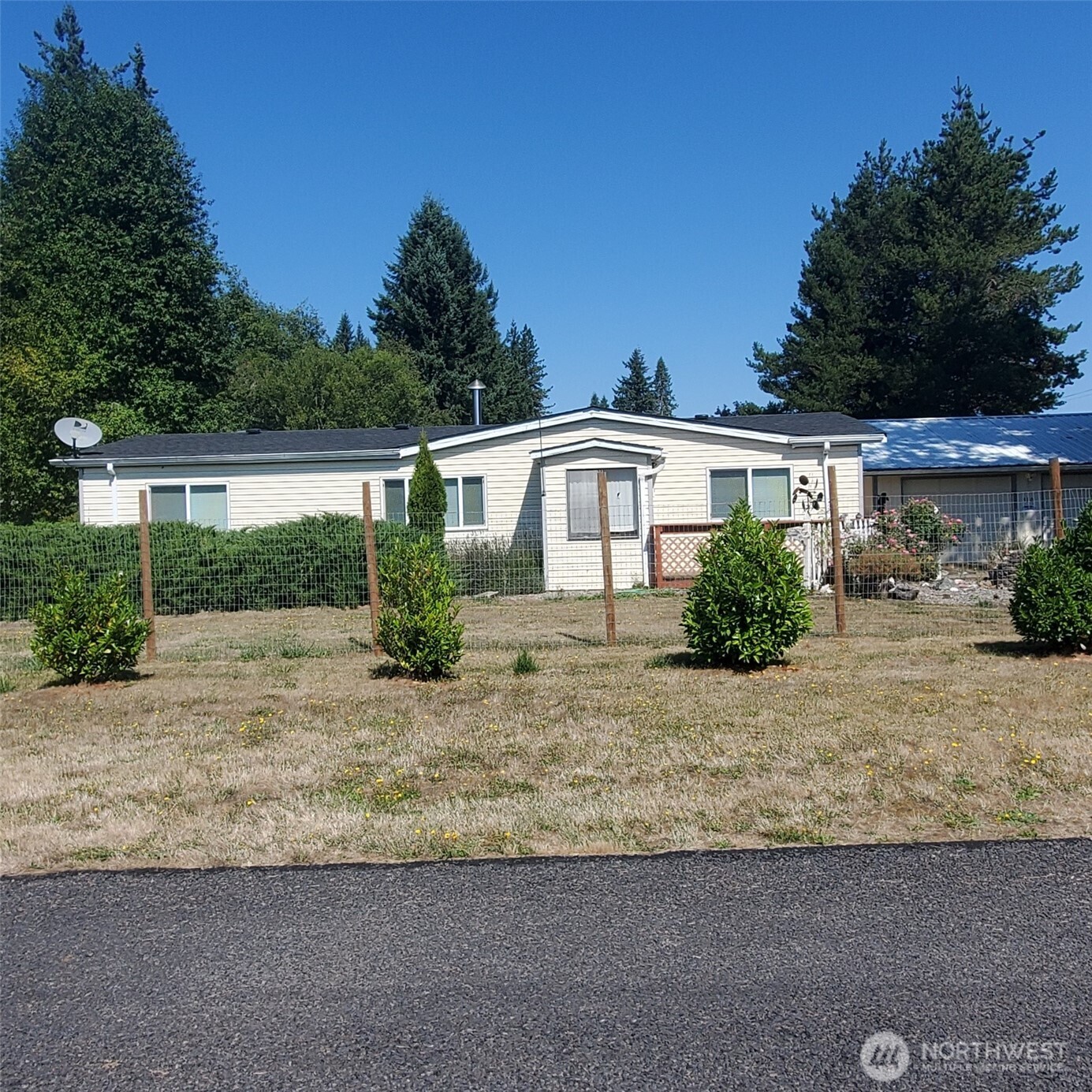 310 W 6th Avenue Property Photo