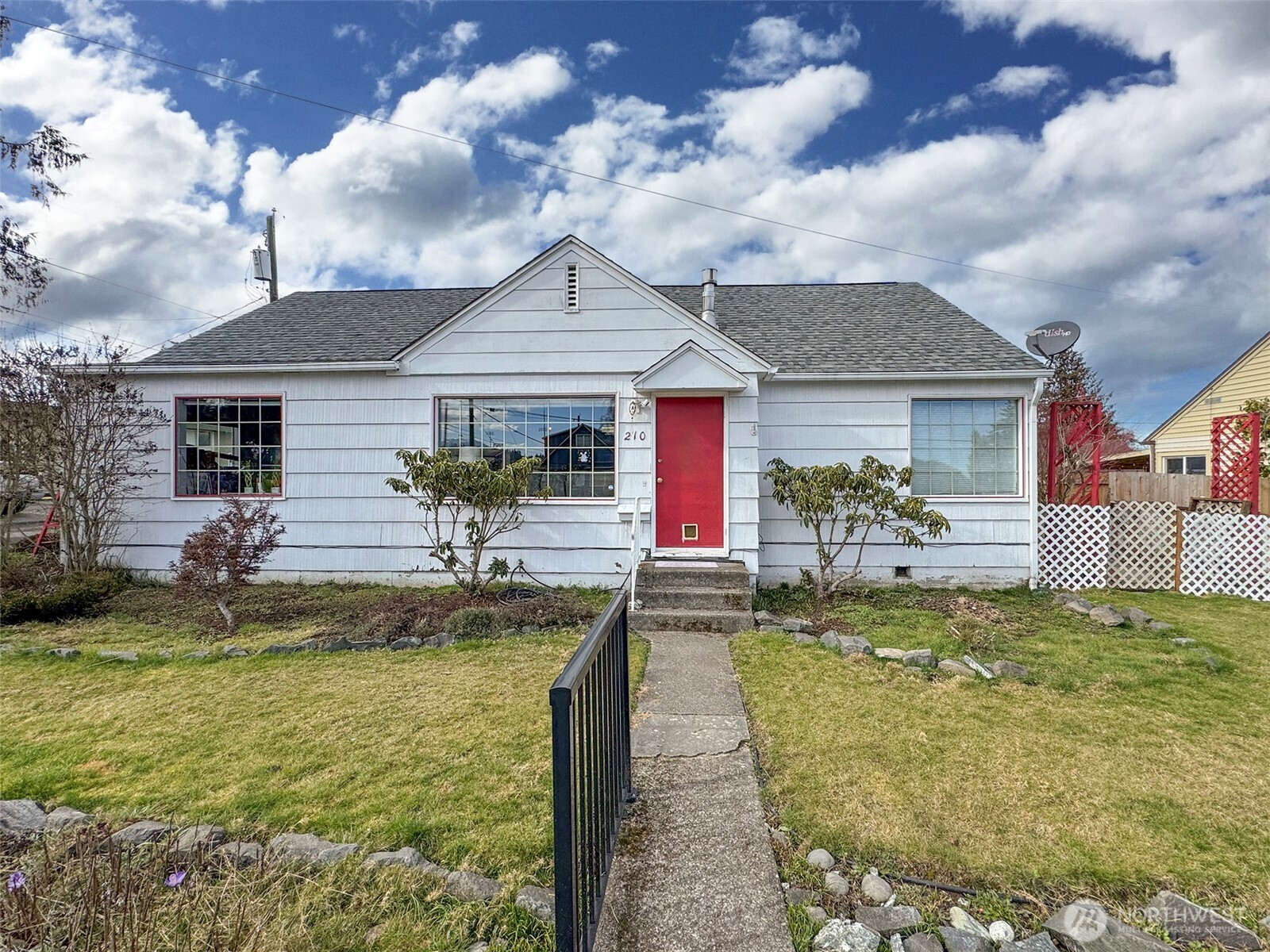210 S Francis Street Property Photo