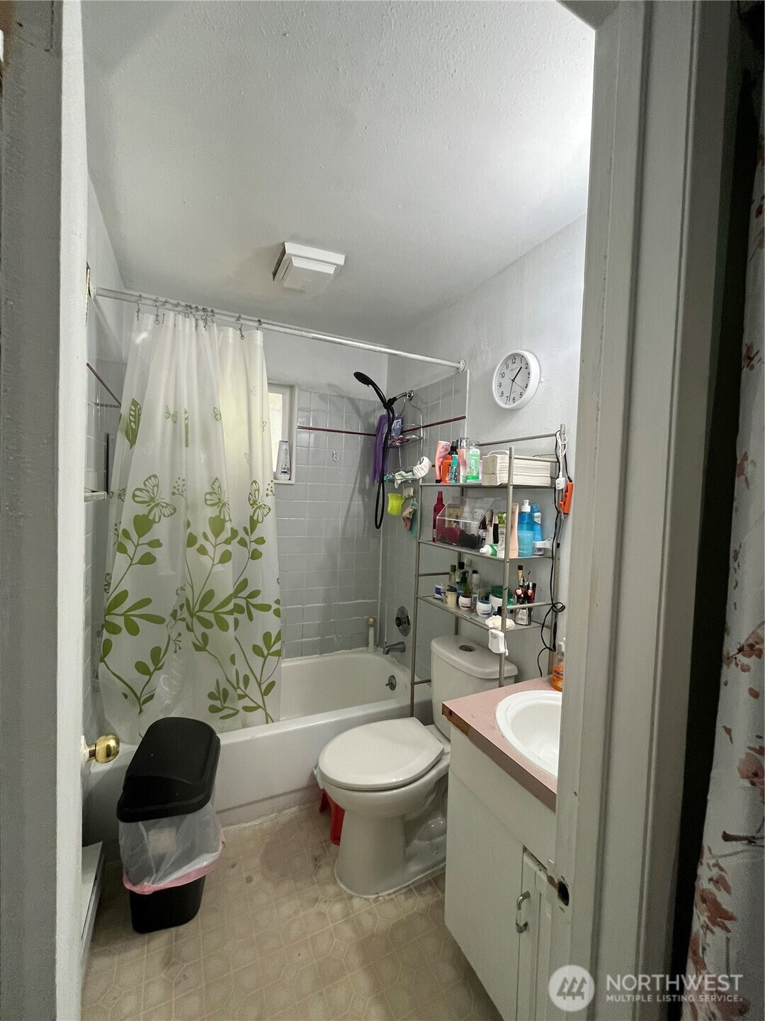 11918 4th Avenue Property Photo 3