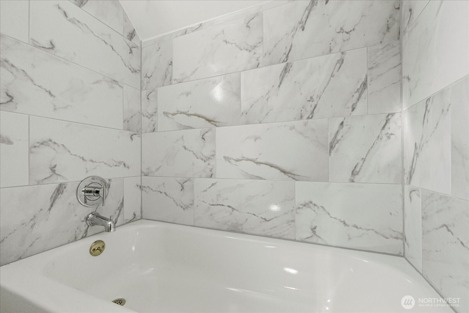3734 S M Street Property Photo 13