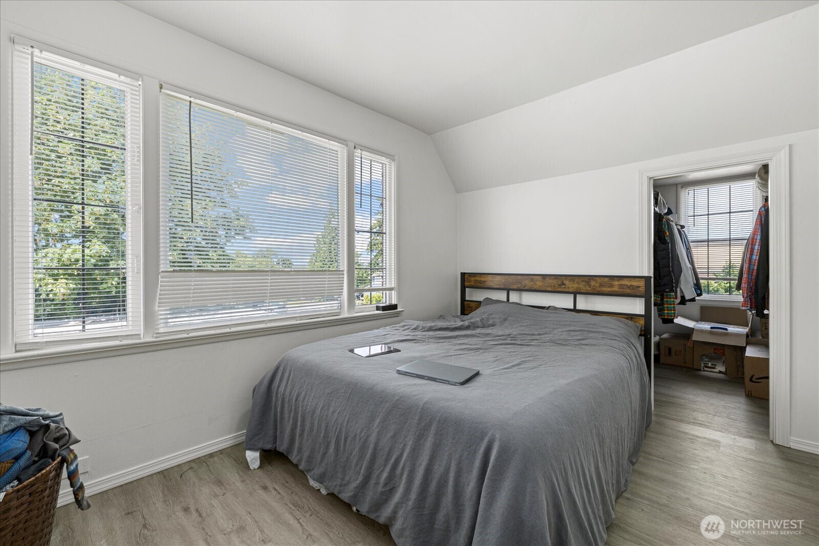 3734 S M Street Property Photo 16