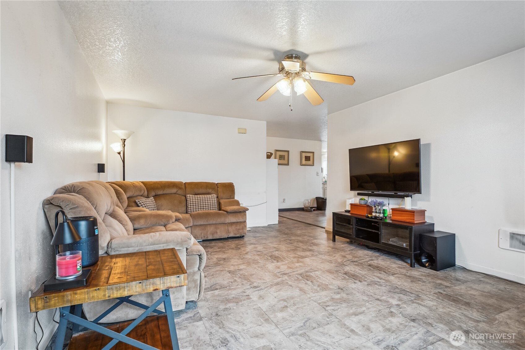 1612 Bowmont Ave. Property Photo 6