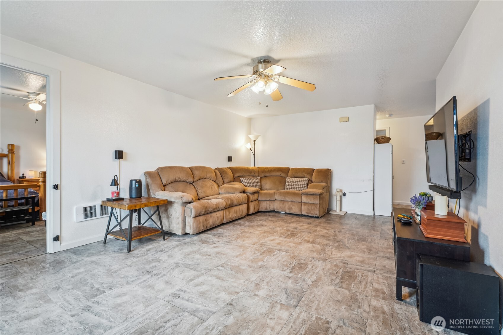 1612 Bowmont Ave. Property Photo 7