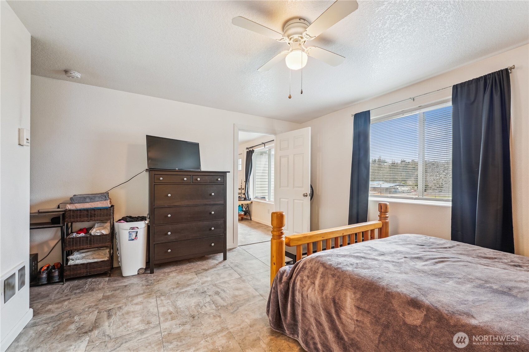 1612 Bowmont Ave. Property Photo 10