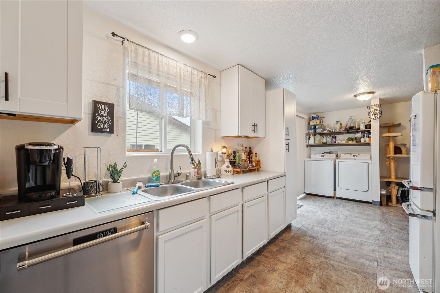 1612 Bowmont Ave. Property Photo 13