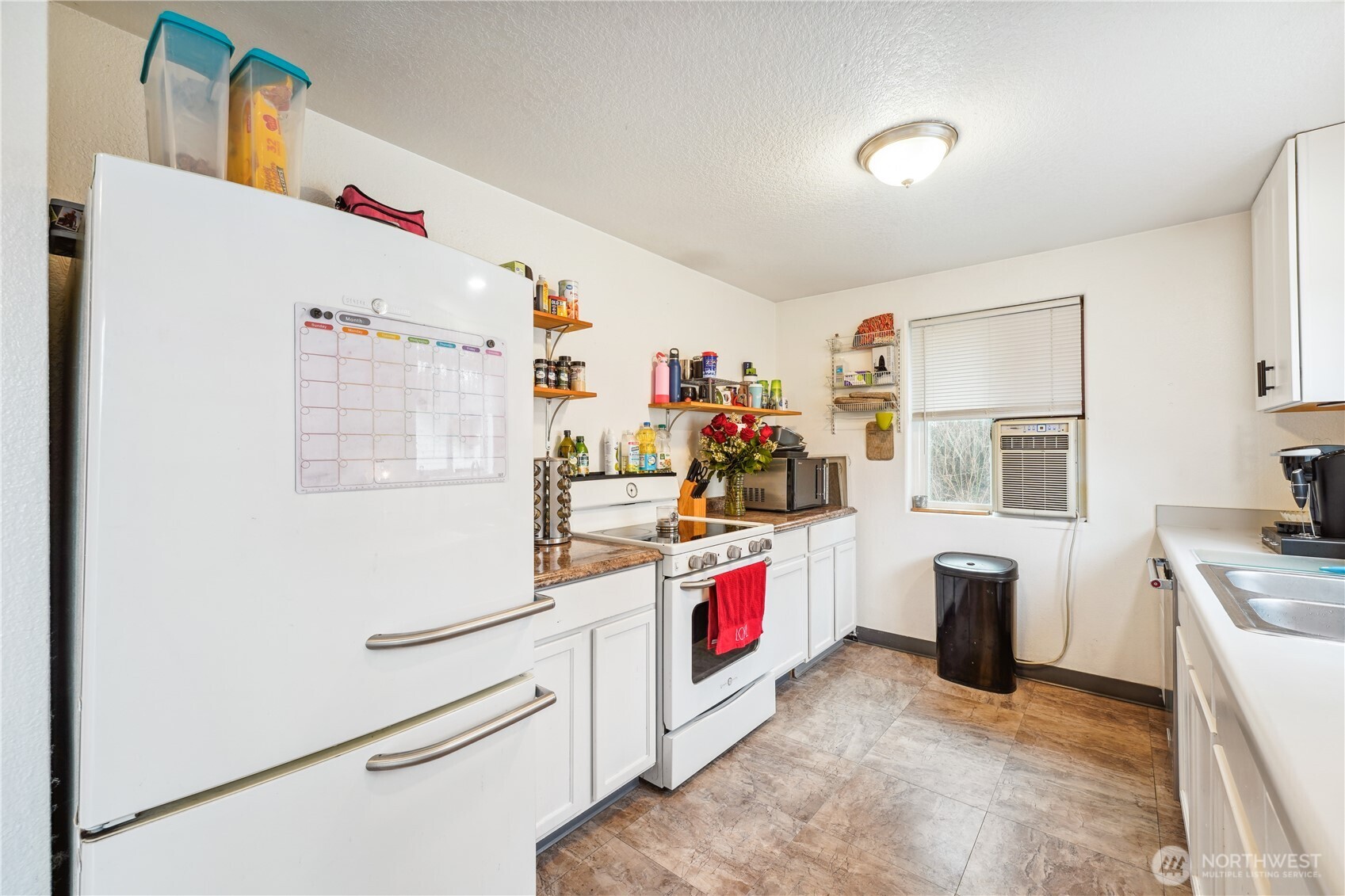1612 Bowmont Ave. Property Photo 15