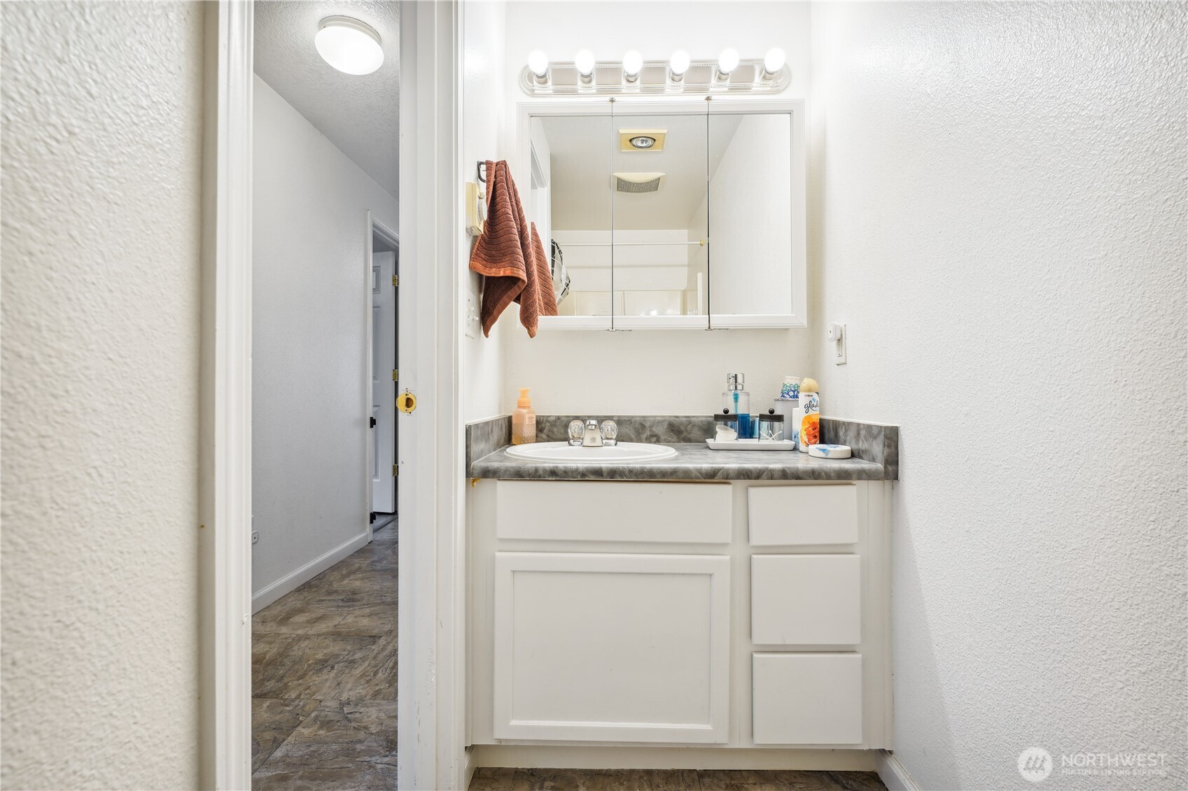 1612 Bowmont Ave. Property Photo 24