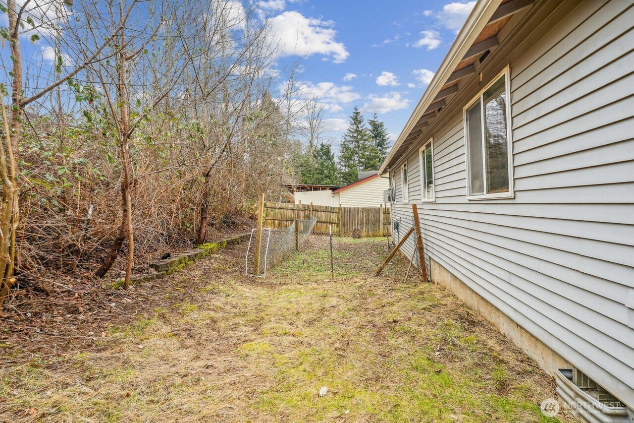 1612 Bowmont Ave. Property Photo 31