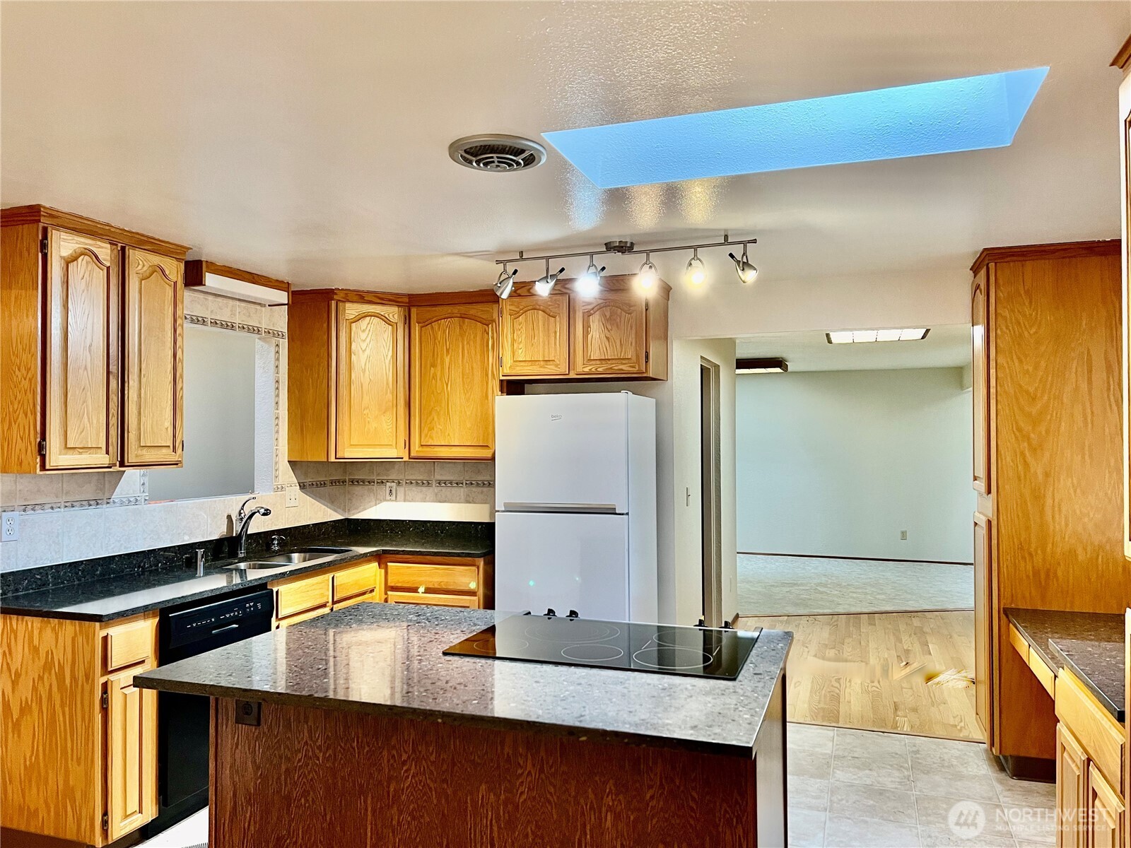 10729 Sw Mt. Tacoma Drive Property Photo 3