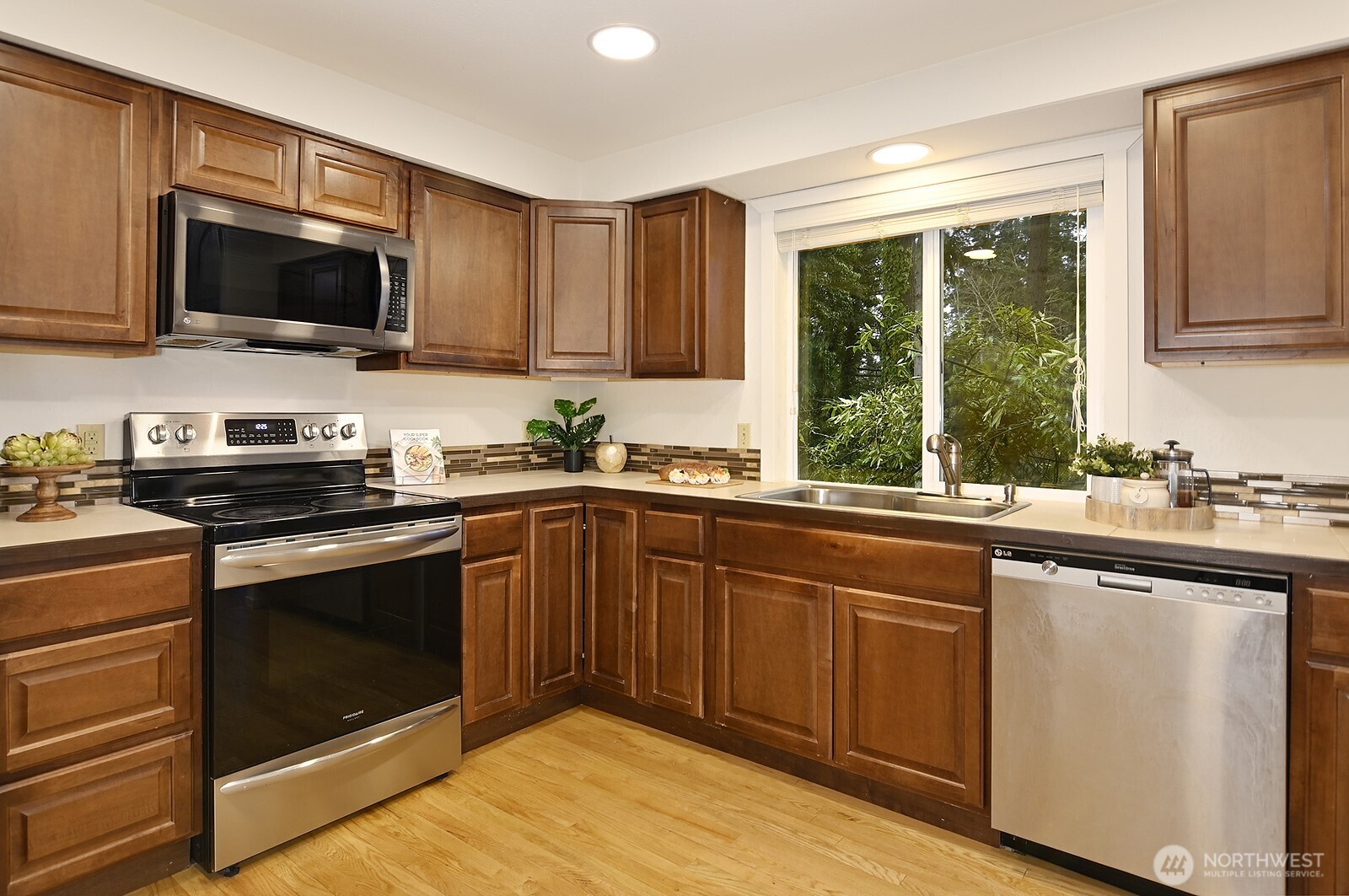 16162 139th Place Property Photo 7