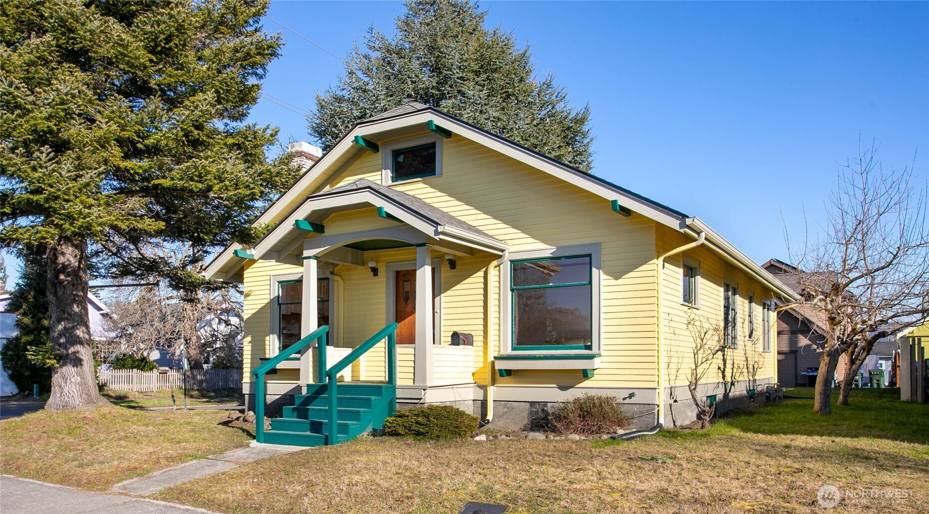 2530 Elm Street Property Photo