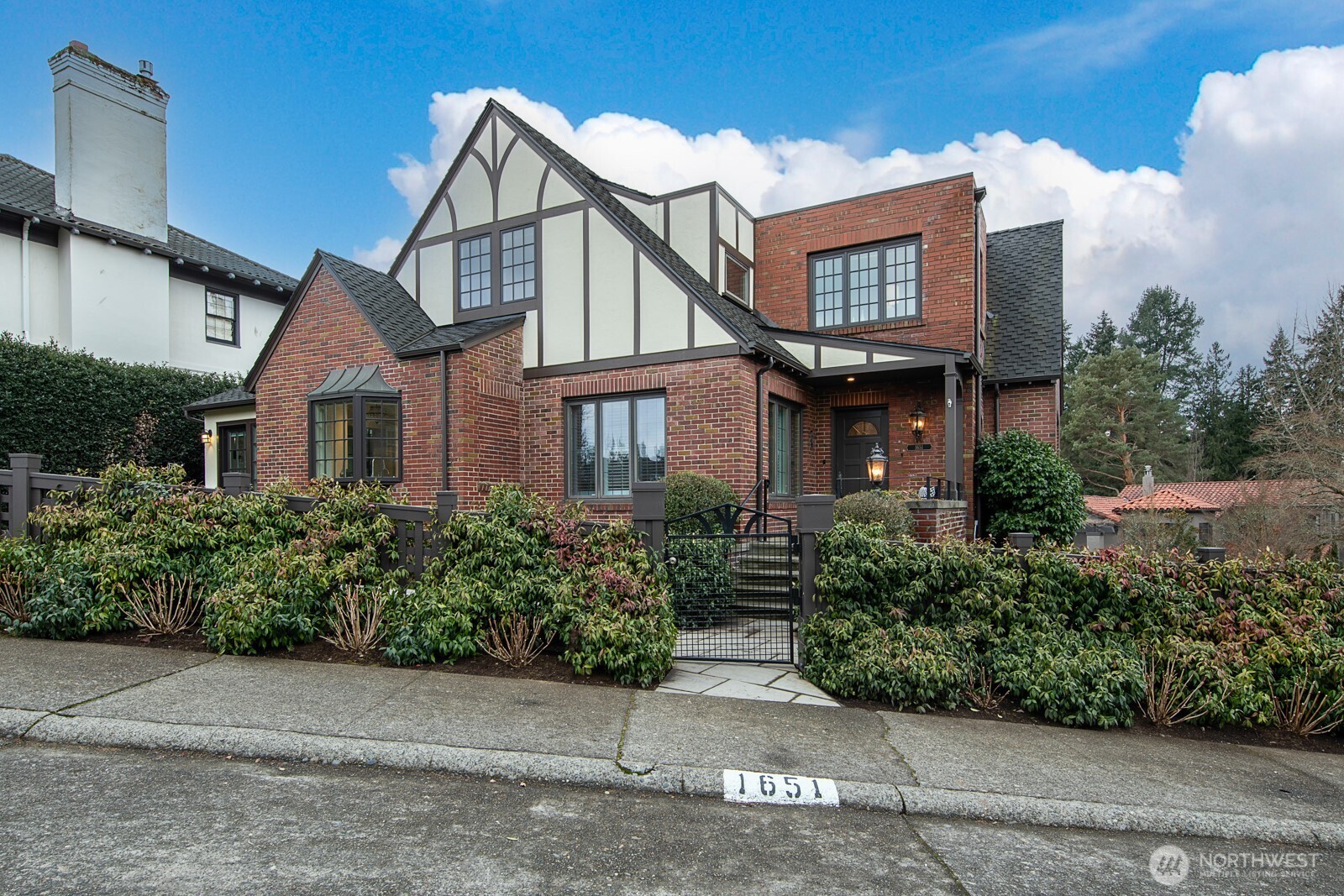 1651 Windermere Drive Property Photo